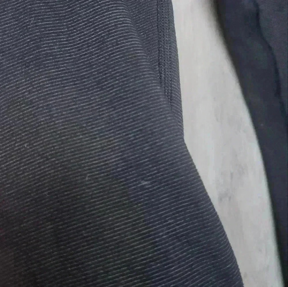 Lululemon reversible black stripe grey leggings full length size 4 - Picture 7 of 8